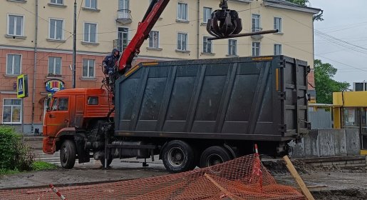 Ломовоз Услуги ломовозов от 2500 руб/час за смену взять в аренду, заказать, цены, услуги - Осташков