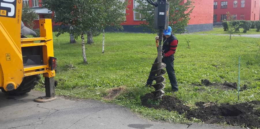 Услуги по бурению грунта под столбы и фундамент в Весьегонске